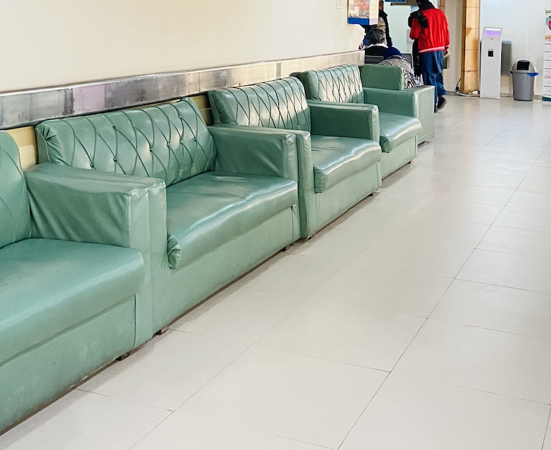 Well-Ventilated Sitting Area